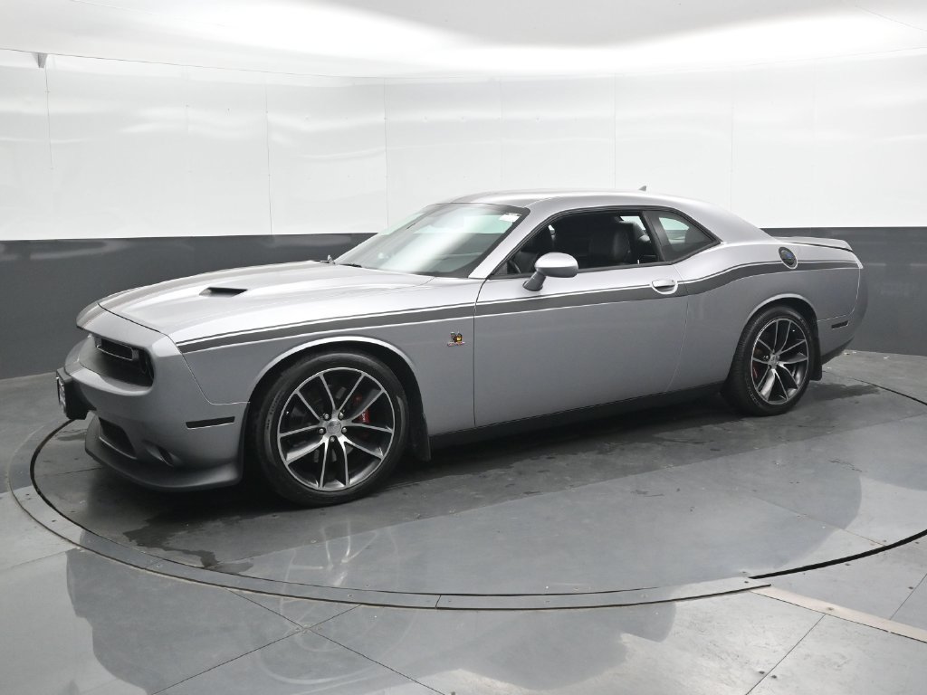 Used 2016 Dodge Challenger R/T Scat Pack RWD image 7