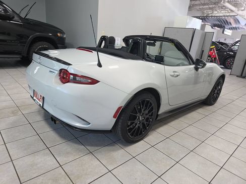 Used 2016 MAZDA MX-5 Miata Club w/ Brembo/BBS Package RWD image 25