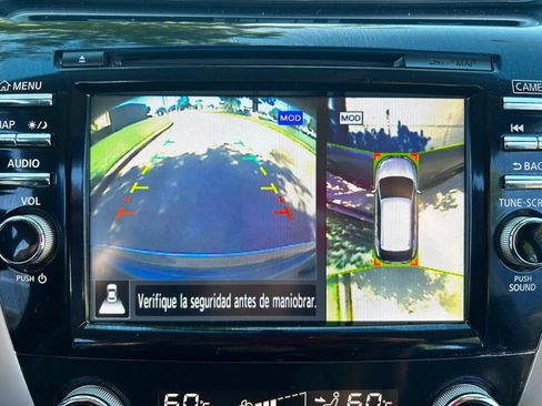 Used 2017 Nissan Murano Platinum w/ Platinum Technology Package FWD image 22