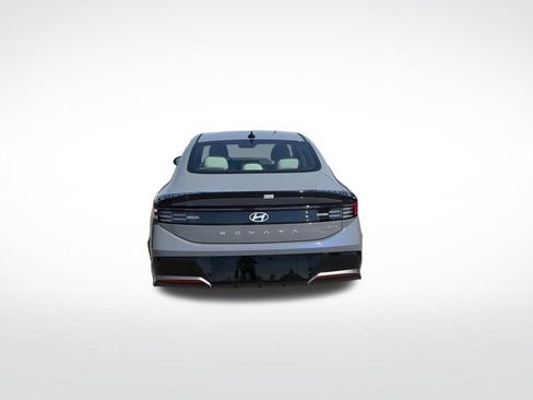 Used 2025 Hyundai Sonata SEL AWD/4WD image 4