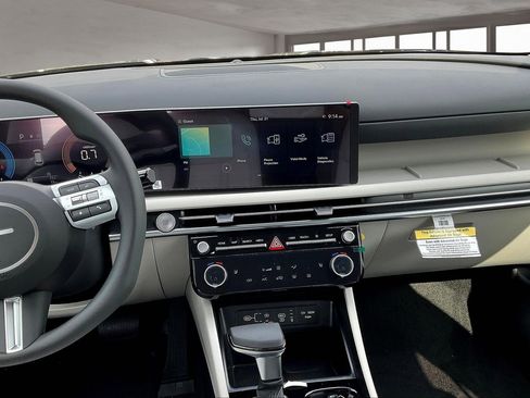 New 2025 Hyundai Tucson SEL image 6