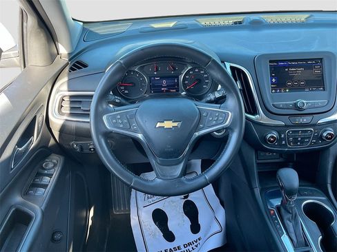 Used 2022 Chevrolet Equinox LT image 21