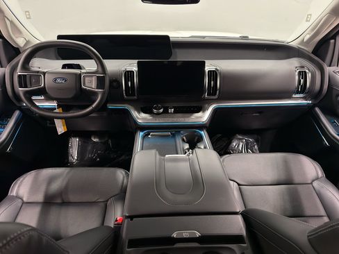 New 2026 Ford Expedition Max Platinum w/ Driver's Package image 28