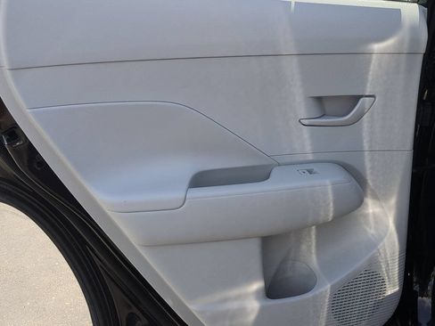 Used 2025 Hyundai Kona SEL FWD image 26
