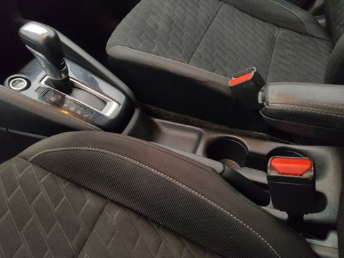 Used 2021 Nissan Kicks S image 26