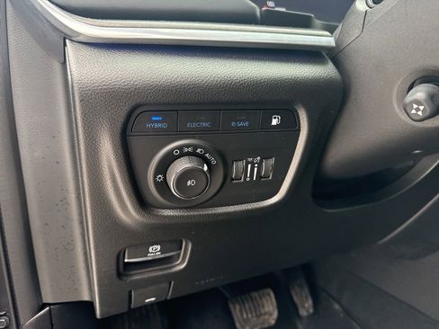 Used 2022 Jeep Grand Cherokee Overland image 16