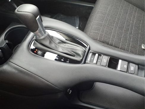 Certified 2024 Honda HR-V LX image 21