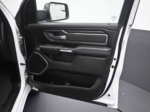 Used 2024 RAM 1500 Laramie image 35