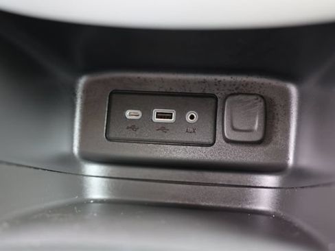 Used 2022 Chevrolet Equinox LS w/ LS Convenience Package AWD/4WD image 26
