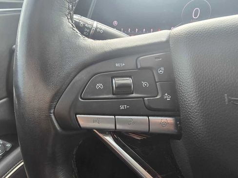 Used 2021 Cadillac Escalade Sport w/ Driver Assist Tech Package image 34