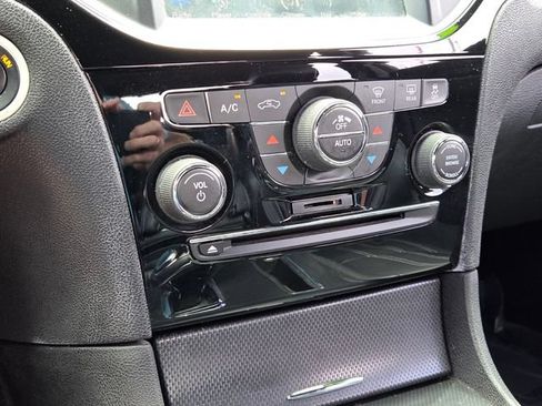 Used 2014 Chrysler 300 S w/ Light Group RWD image 27