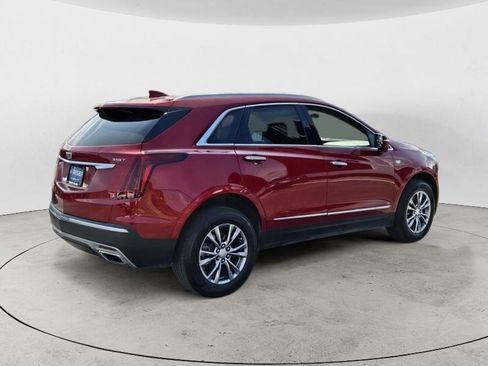 Used 2023 Cadillac XT5 Premium Luxury w/ Technology Package image 3