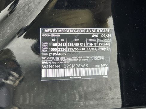 Certified 2025 Mercedes-Benz GLA 250 4MATIC image 35