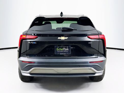 Used 2024 Chevrolet Blazer EV LT image 7