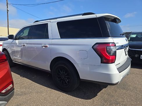 Used 2018 Ford Expedition Max Limited RWD image 5