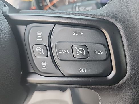New 2026 Jeep Gladiator Rubicon w/ Steel Power Dome Hood Package AWD/4WD image 13