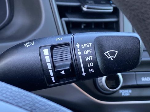 Used 2020 Hyundai Elantra SEL w/ Cargo Package (C1) FWD image 16