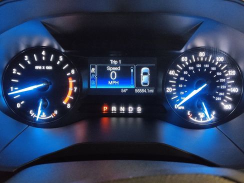 Used 2020 Ford Edge SE image 23