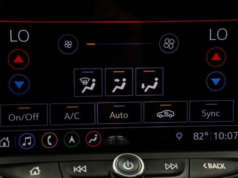 Used 2019 Chevrolet Blazer RS AWD/4WD image 35