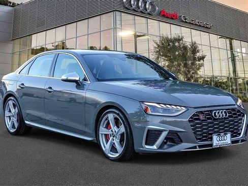 Used 2023 Audi S4 Premium Plus w/ Premium Plus Package image 5