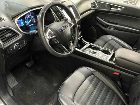 Used 2019 Ford Edge SEL w/ Equipment Group 201A image 14