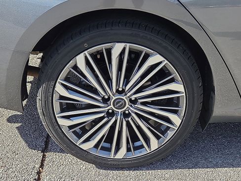 Used 2023 Nissan Altima 2.5 SL image 7