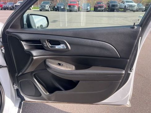 Used 2014 Chevrolet Malibu LT w/ Power Convenience Package FWD image 10