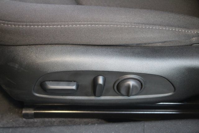 Used 2020 Chevrolet Malibu LS FWD image 17