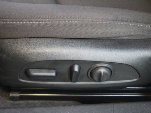 Used 2020 Chevrolet Malibu LS FWD image 17