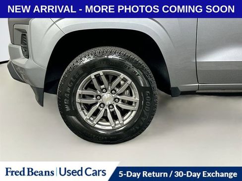 Used 2023 Chevrolet Colorado LT w/ LT Convenience Package II AWD/4WD image 37