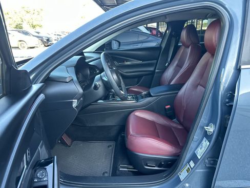Used 2024 MAZDA CX-30 AWD 2.5 S w/ Preferred Package image 2
