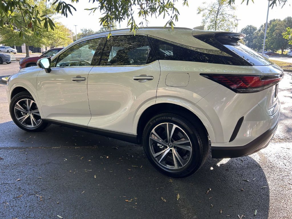 Used 2026 Lexus RX 350 Premium w/ Convenience Package FWD image 4
