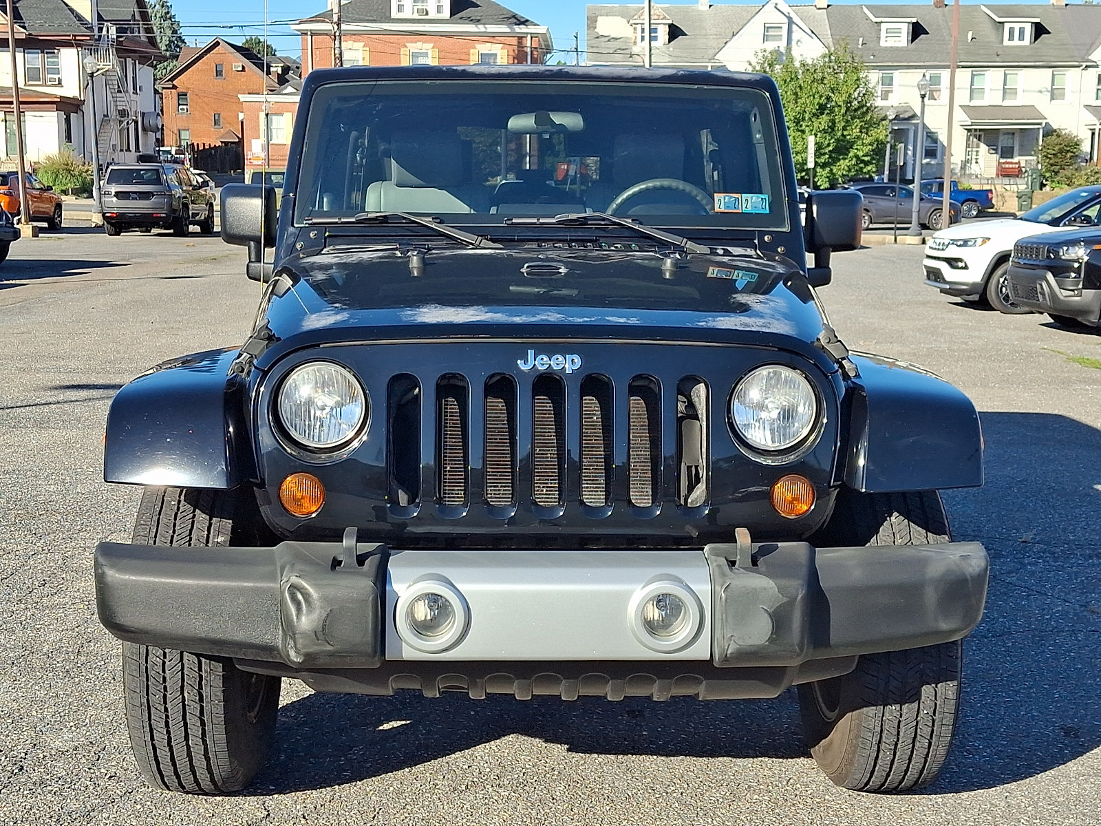 Used 2009 Jeep Wrangler Unlimited Sahara AWD/4WD image 2