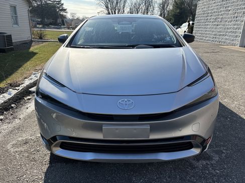 New 2026 Toyota Prius Plug-In Hybrid image 9