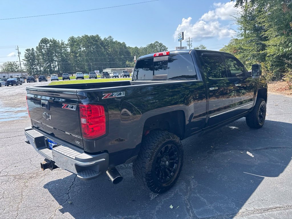 Used 2015 Chevrolet Silverado 2500 LTZ w/ Duramax Plus Package AWD/4WD image 8