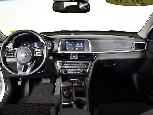 Used 2020 Kia Optima S image 34
