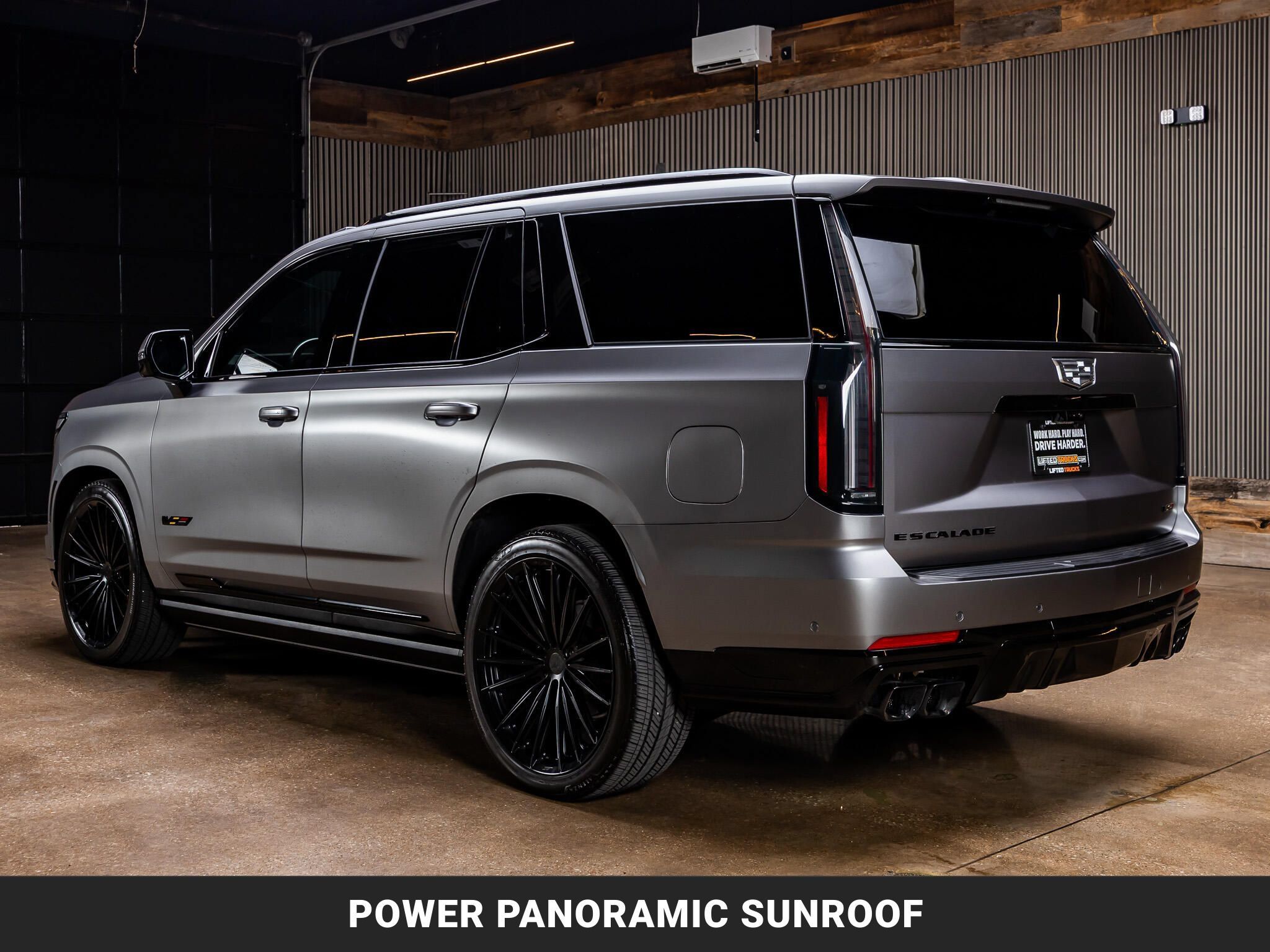 Used 2026 Cadillac Escalade V w/ LPO, Onyx Lite Package AWD/4WD image 6