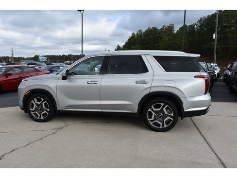 Used 2023 Hyundai Palisade Limited image 2