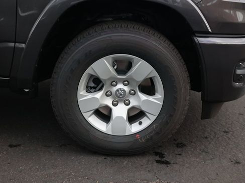 New 2026 RAM 1500 4x4 Crew Cab image 8