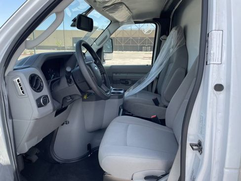 New 2024 Ford E-450 and Econoline 450 Super Duty w/ Driver's Safety Package RWD image 16