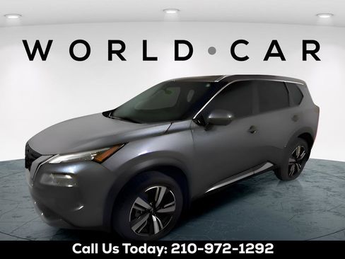 Used 2022 Nissan Rogue SL w/ SL Premium Package image 3