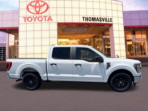 Used 2023 Ford F150 XLT RWD image 4