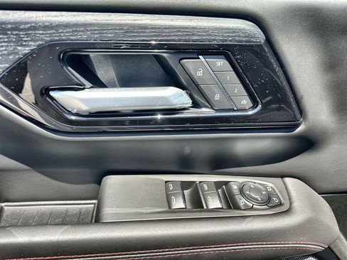 New 2026 GMC Yukon XL AT4 Ultimate w/ LPO, Floor Liner Package AWD/4WD image 22