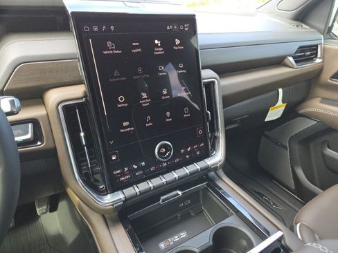 New 2026 GMC Yukon XL Denali Ultimate image 35