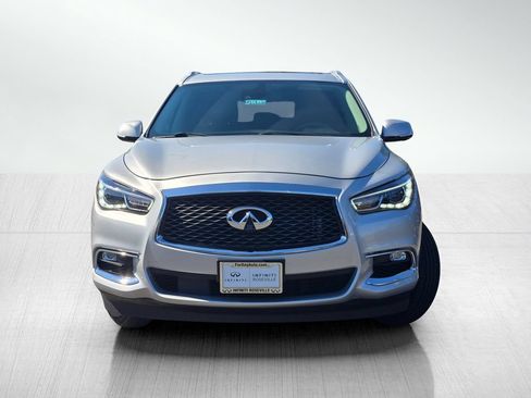 Used 2020 INFINITI QX60 Luxe w/ Essential Package FWD image 2