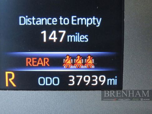 Used 2024 Toyota Corolla LE image 21