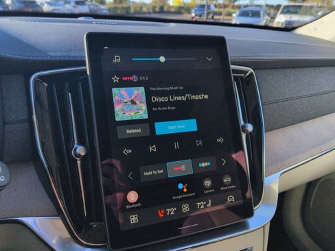 New 2026 Volvo XC90 B6 Ultra w/ Lounge Package image 18