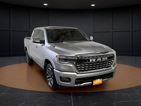 Used 2026 RAM 1500 Limited w/ Body Color Bumper Group AWD/4WD image 7