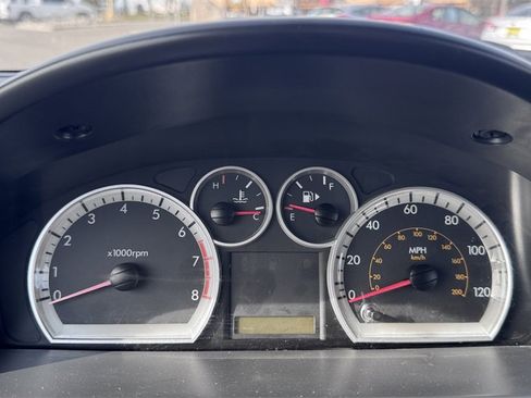 Used 2011 Chevrolet Aveo LT image 18