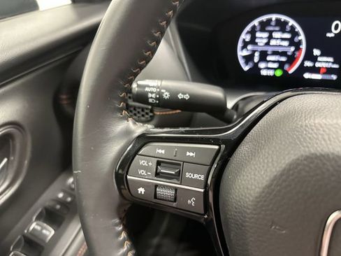 Used 2023 Honda HR-V Sport image 36